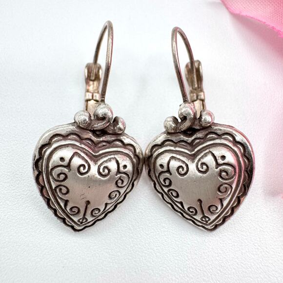 Vintage Brighton Silver Plated Heart Earrings Sweet Scrolling Valentine Signed - Picture 1 of 10